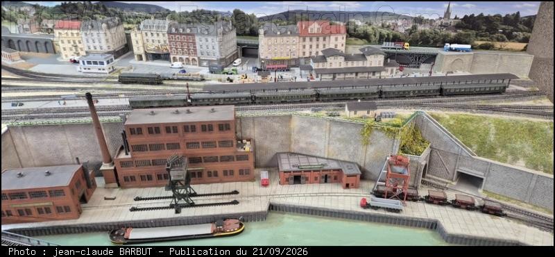 Photo du 21/09/2026 : Réseau Nextrain en cours de construction