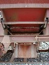 Gros plan sur le syst&egrave;me d'&eacute;vacuation du ballast. Voir 2 photos ci-dessus...